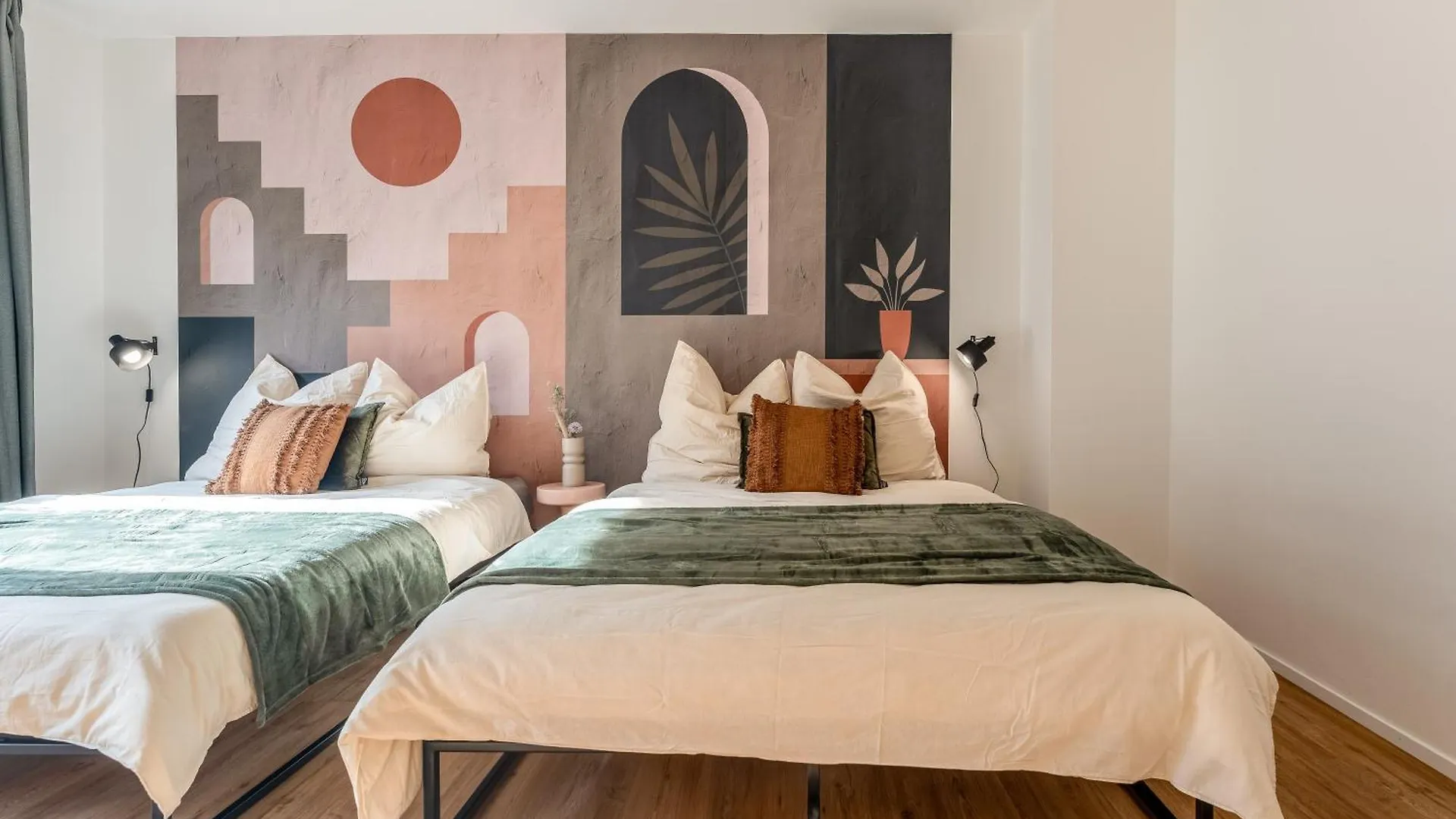 Apartment Lexapartments Altstadt Zentral 80Qm In Lorenz Nuremberg